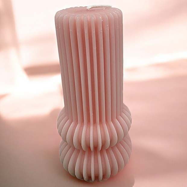 Ribbed Elegance Candle