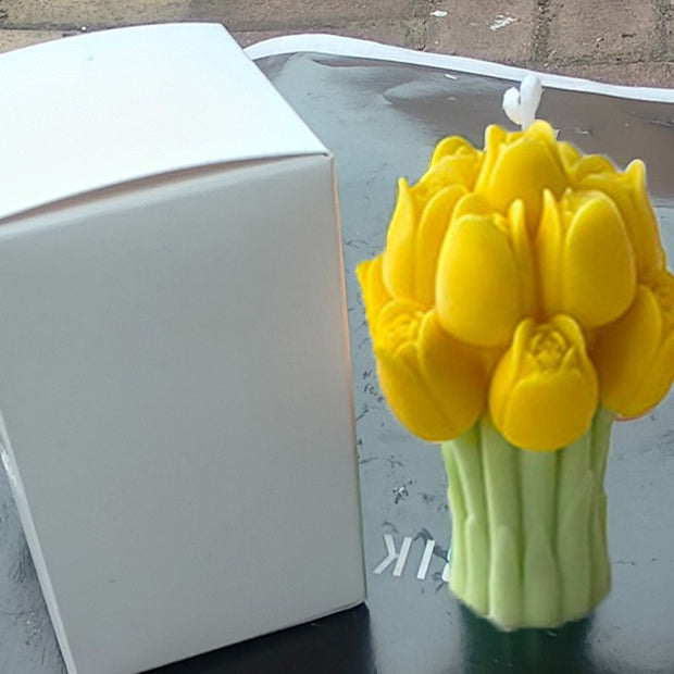 Tulip Candle